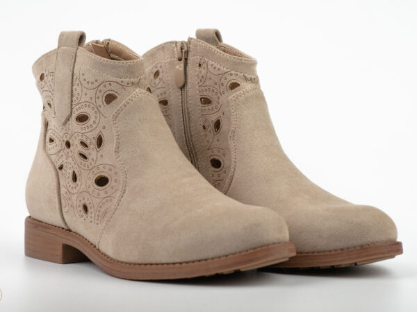 CA950 beige