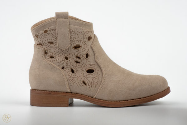 CA950 beige