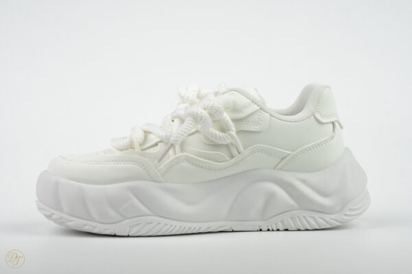 NB706 white