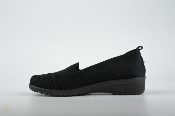 5977, black