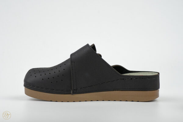 1541274, black