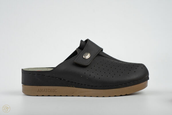 1541274, black