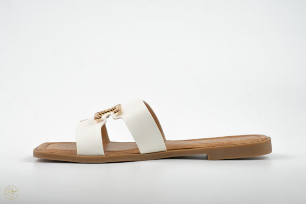 W596015, white