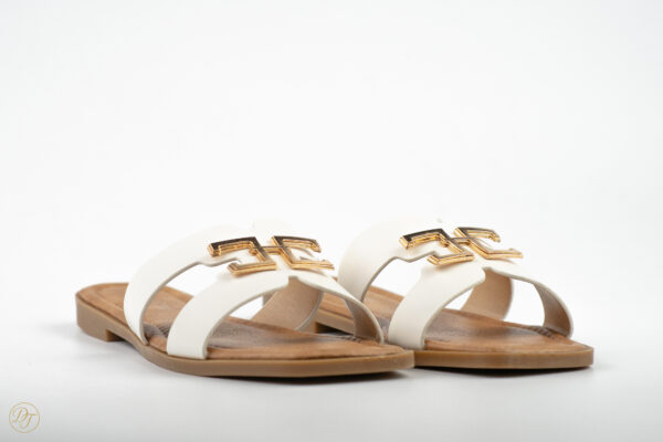 W596015, white