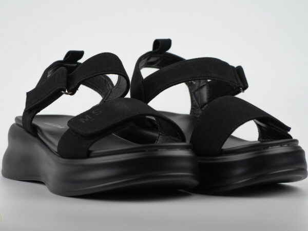 W801001, black